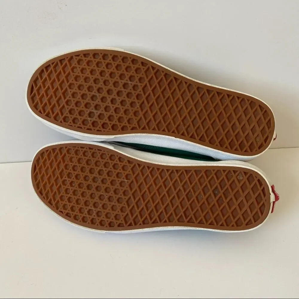 Vans Old Skool Yacht Club Suede Sneakers size 9.5